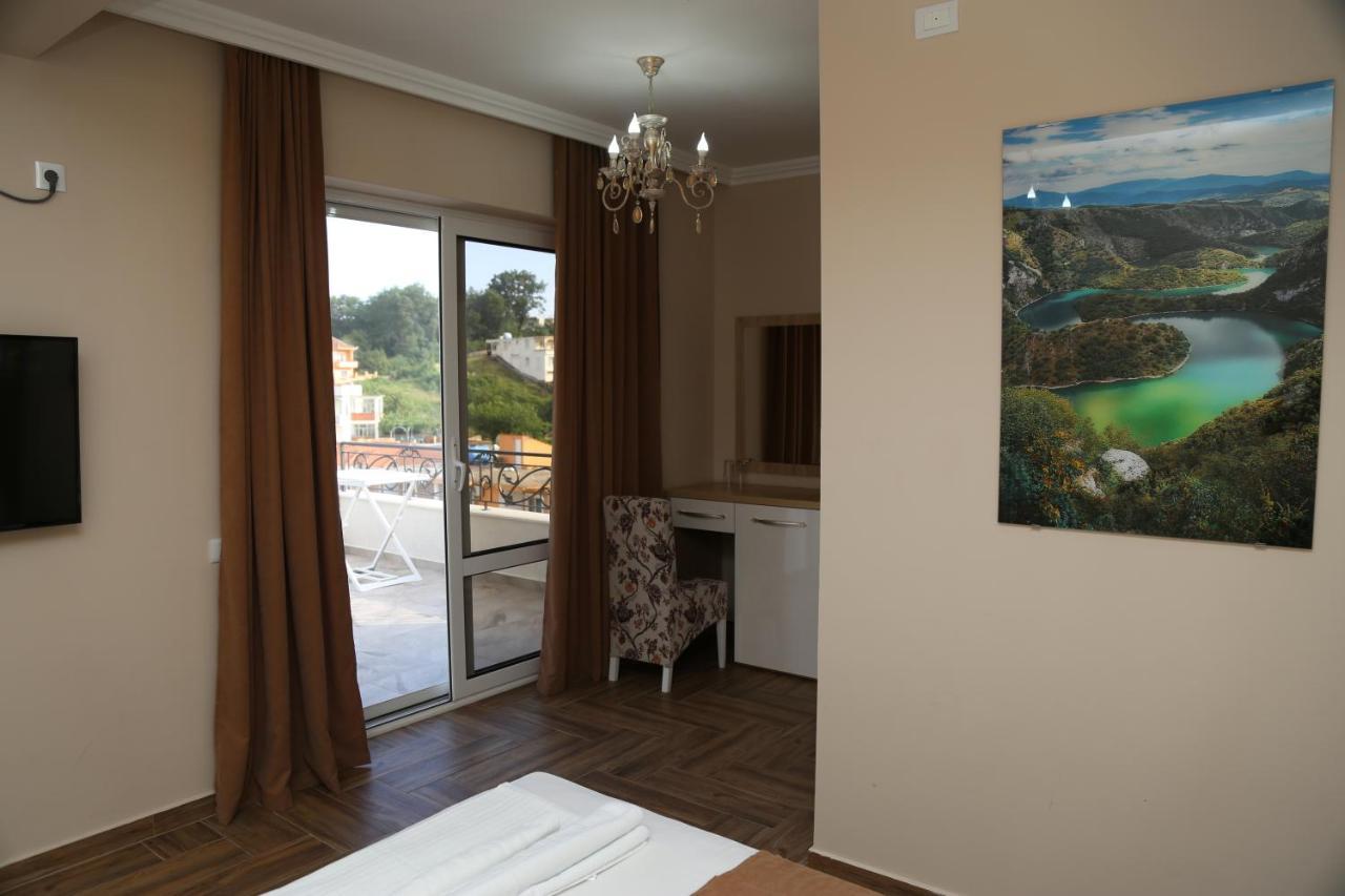 Metropolis Hotel Ulcinj Kültér fotó
