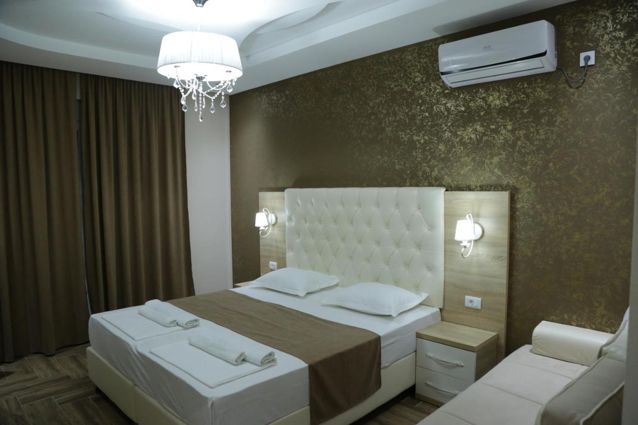 Metropolis Hotel Ulcinj Kültér fotó