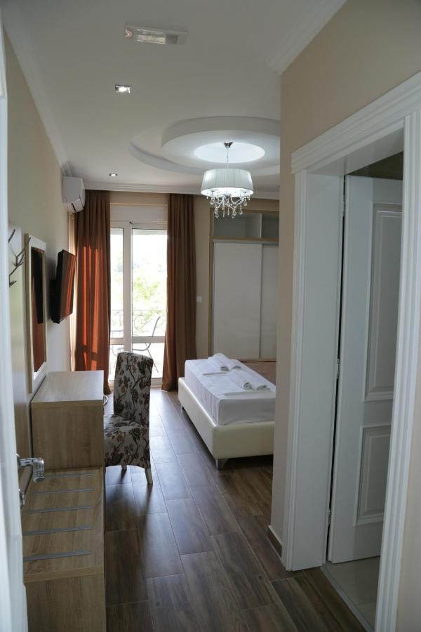 Metropolis Hotel Ulcinj Kültér fotó