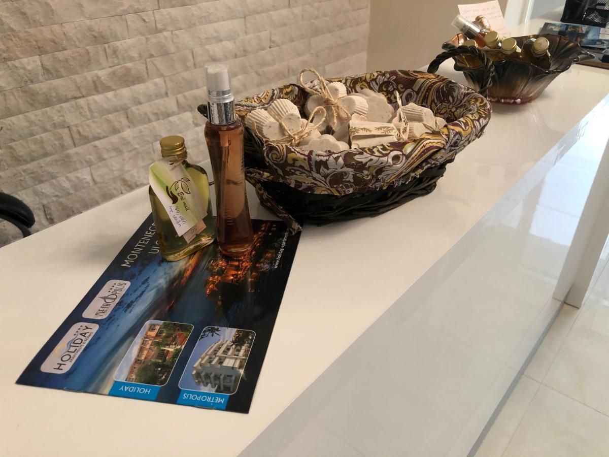 Metropolis Hotel Ulcinj Kültér fotó