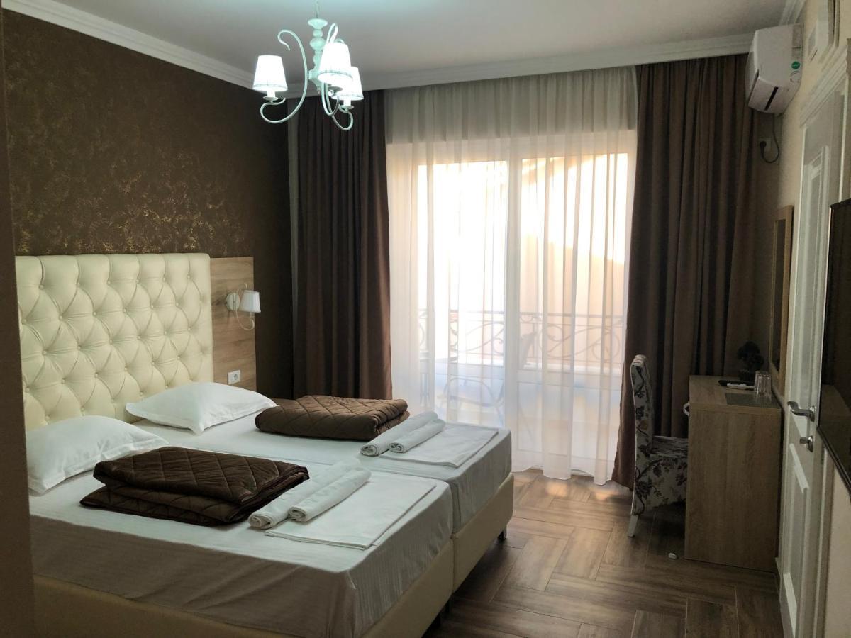 Metropolis Hotel Ulcinj Kültér fotó