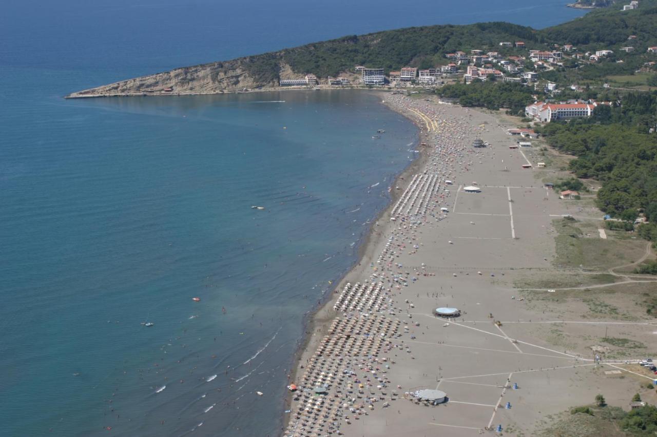 Metropolis Hotel Ulcinj Kültér fotó
