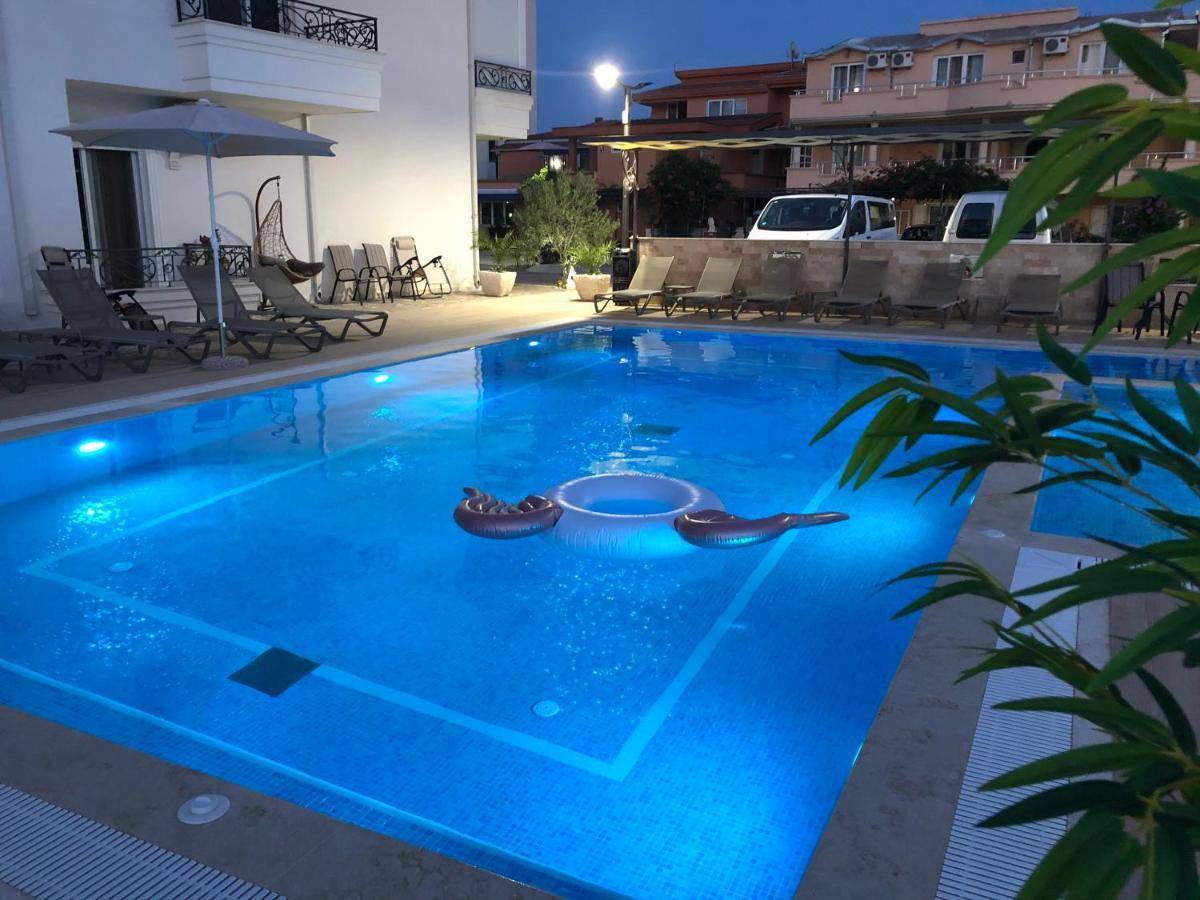 Metropolis Hotel Ulcinj Kültér fotó